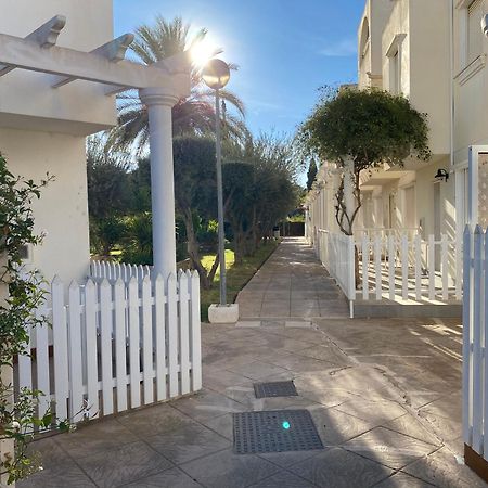 Garden Vistas. Hermoso Duplex Con Patio, Solarium Y Piscina. مْبيرا المظهر الخارجي الصورة